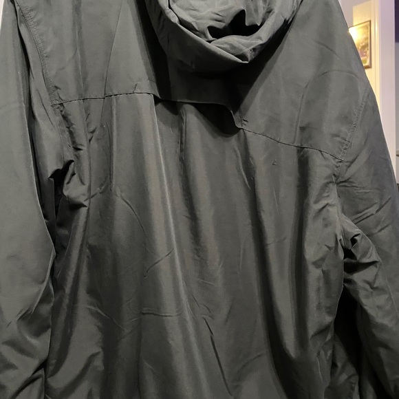 Lacoste jacket - Picture 7 of 7